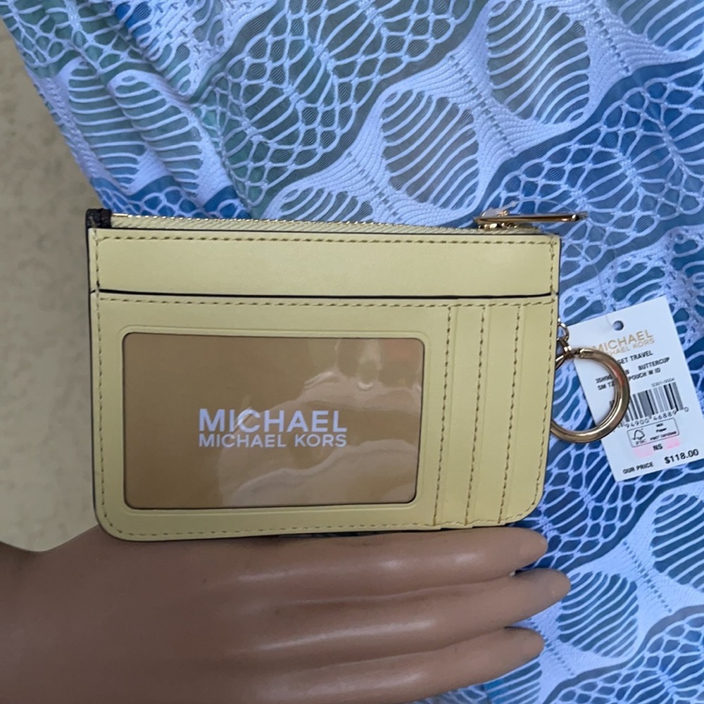 Michael Kors Small TZ Coinpouch with ID - Picture 6 of 16